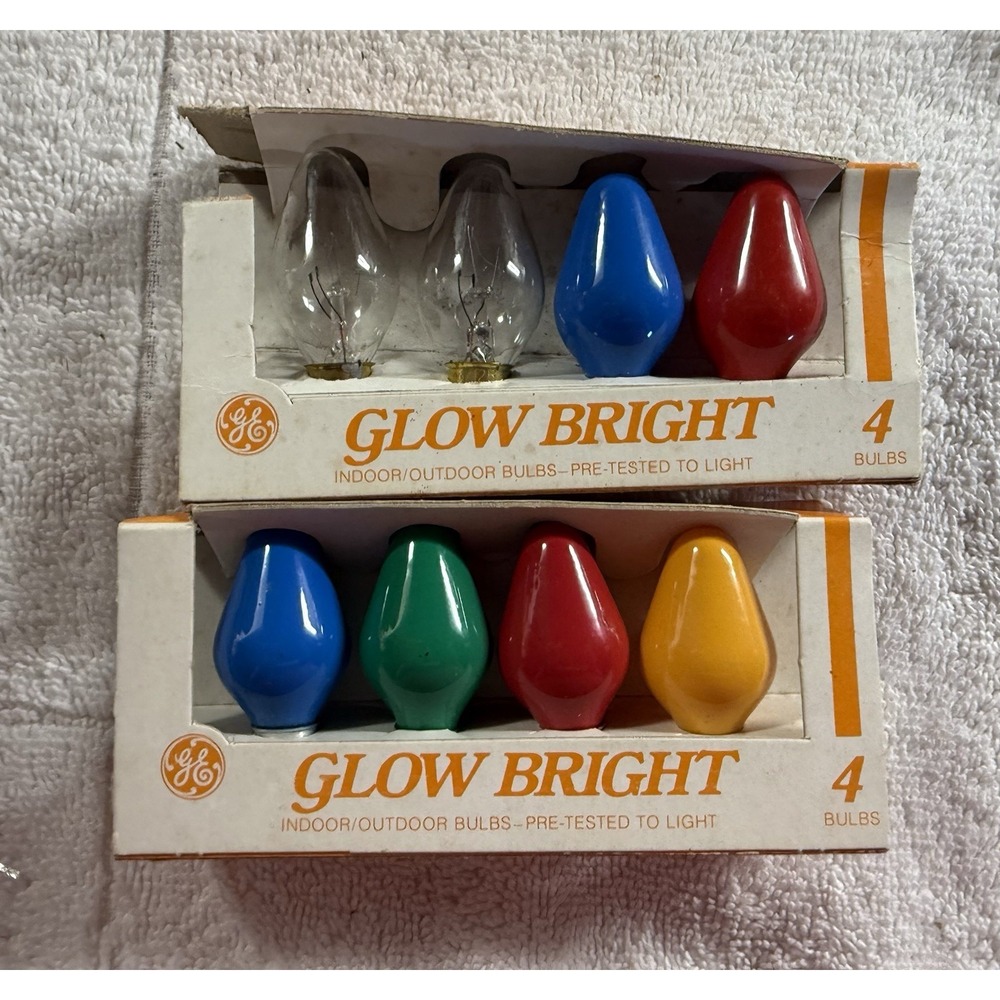 Vtg.‎ Pair of 4-Pack Christmas Lights Lamps Candelabra Base & Glow Bright Bulbs